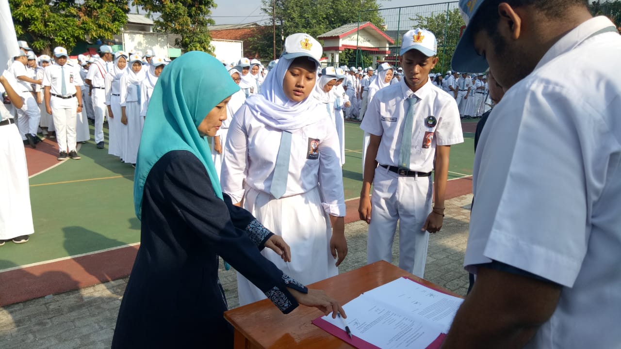 pelantikan osis periode 2018 2019 37